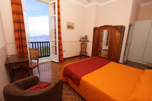 Hotel Les Roches Rouges Piana  Rum bild