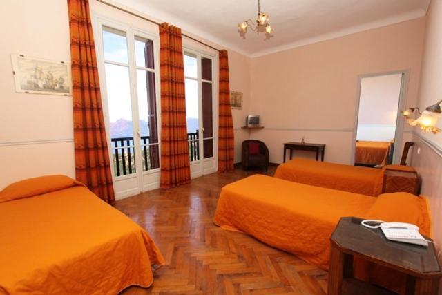 Hotel Les Roches Rouges Piana  Rum bild