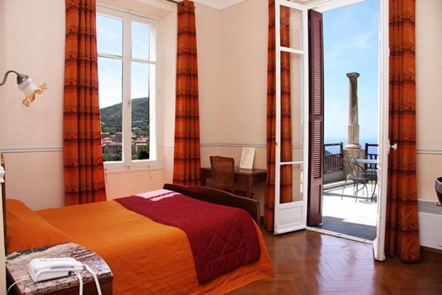 Hotel Les Roches Rouges Piana  Rum bild