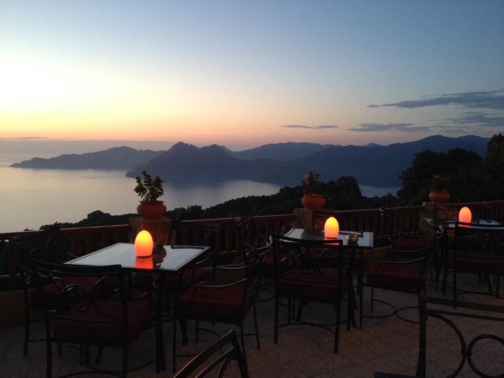 Hotel Les Roches Rouges Piana  Exteriör bild